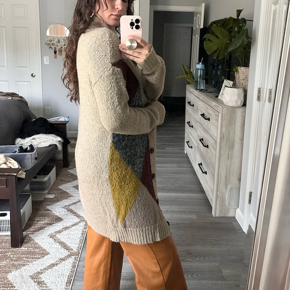 Block Color Cardigan - Picture 3 of 6